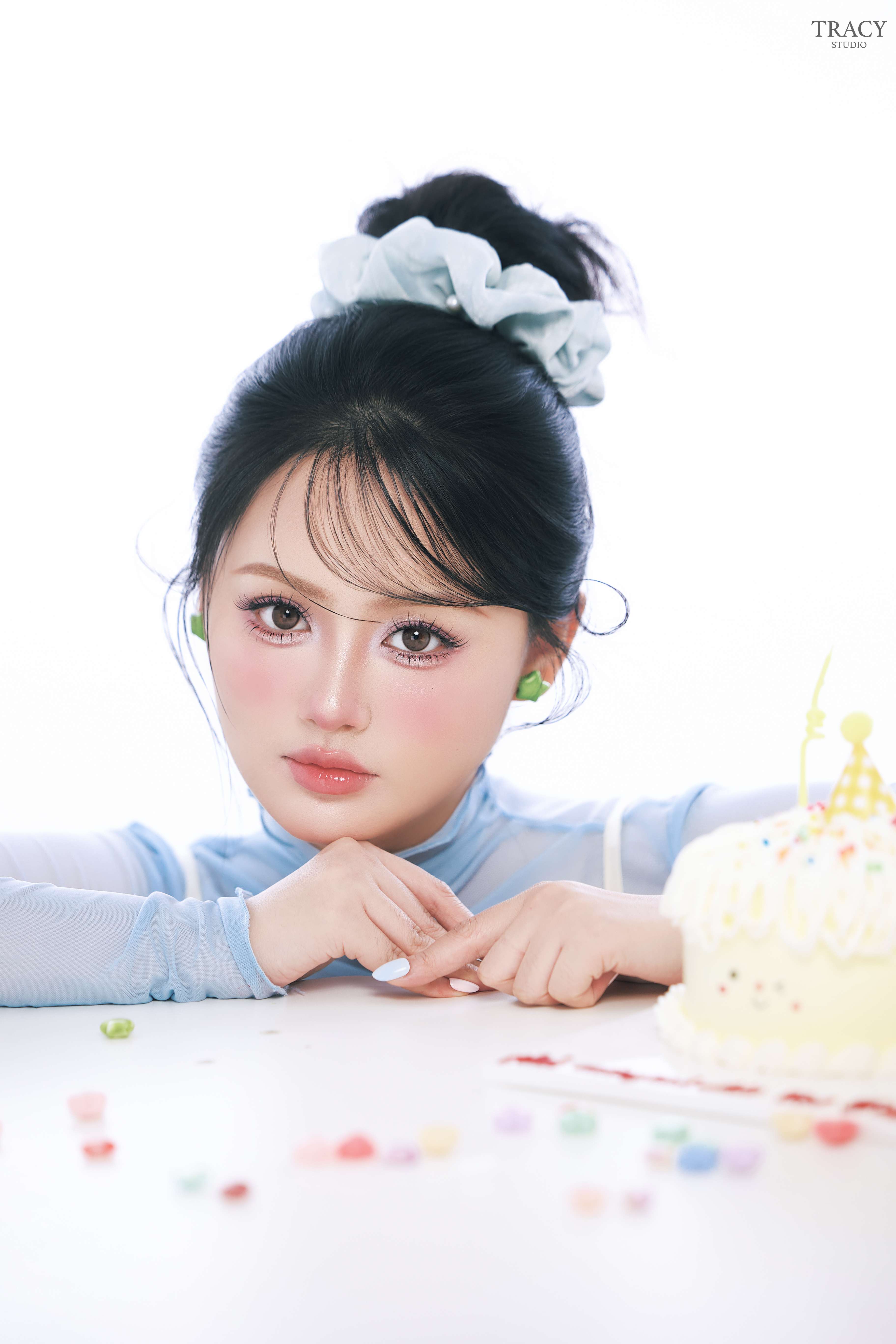 frontend/img/gallery/concept-sinh-nhat/tracy-studio-chup-concept-birthday-trang (7).jpg
